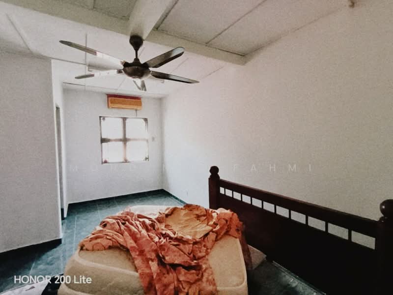 2-storey Terraced House for Sale in Bandar Baru Bangi (Selangor) - Mohd Nor Fahmi - Bedroom - PropertyGuru.com.my