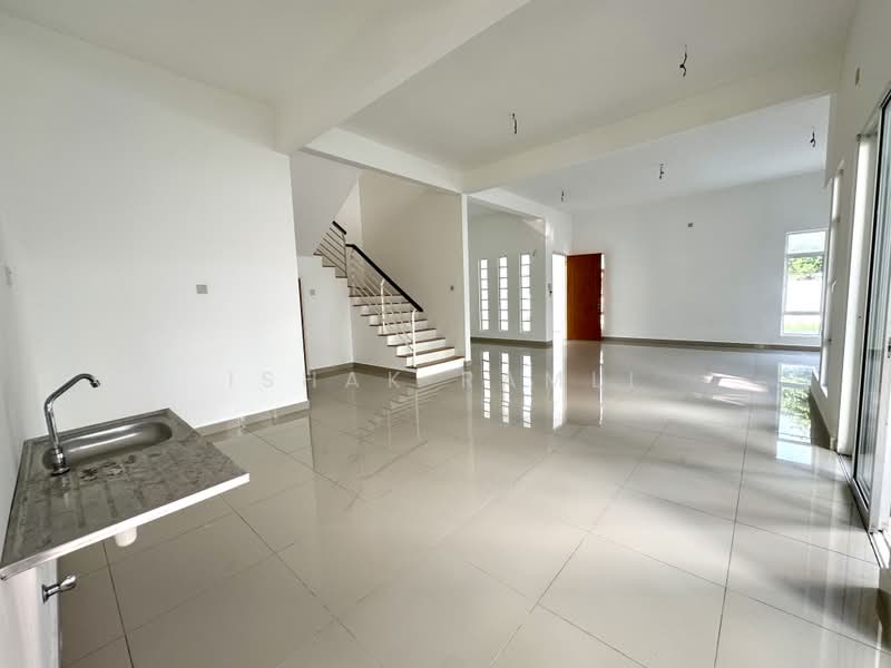Semi-Detached House for Sale in Seksyen U10 (Shah Alam) - Ishak Ramli - Interior - PropertyGuru.com.my