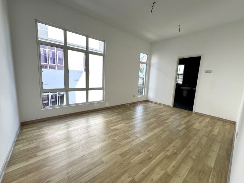 Semi-Detached House for Sale in Seksyen U10 (Shah Alam) - Ishak Ramli - Interior - PropertyGuru.com.my