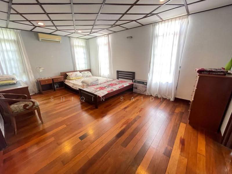 Bungalow House untuk Dijual di Seksyen 7 (Shah Alam) - Shiqin Saidin - Bedroom - PropertyGuru.com.my