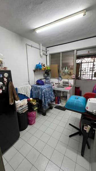 Flat for Sale at Happy Garden Flat - Alan Lee - Kitchen - PropertyGuru.com.my