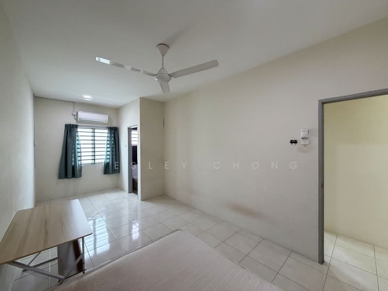 2-storey Terraced House for Sale in Langkap (Perak) - Presley Chong - Bedroom 2 - PropertyGuru.com.my