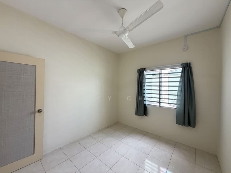 2-storey Terraced House for Sale in Langkap (Perak) - Presley Chong - Bedroom 3 - PropertyGuru.com.my