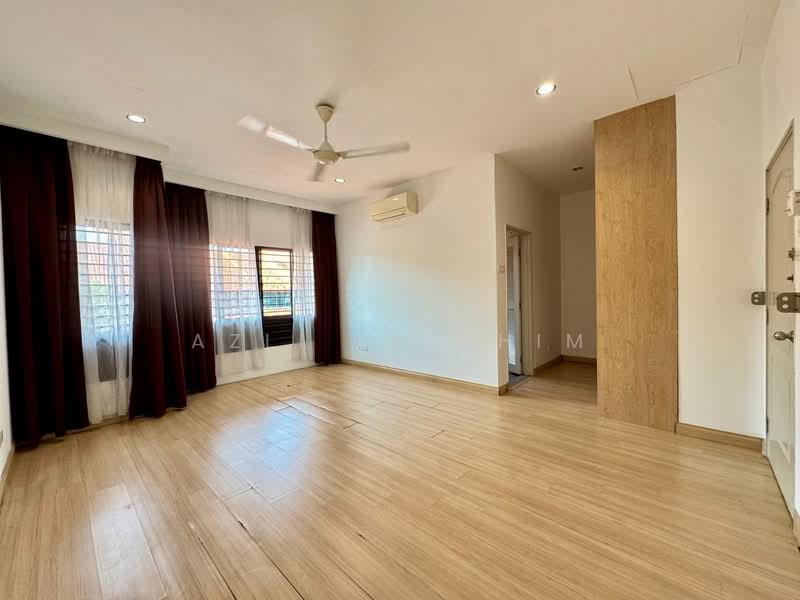 2-storey Terraced House for Sale in Alam Sari (Bangi) - Azli Ibrahim - Living Room - PropertyGuru.com.my