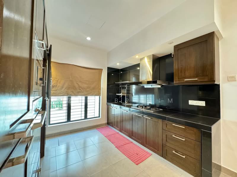 2-storey Terraced House for Sale in Alam Sari (Bangi) - Azli Ibrahim - Kitchen - PropertyGuru.com.my