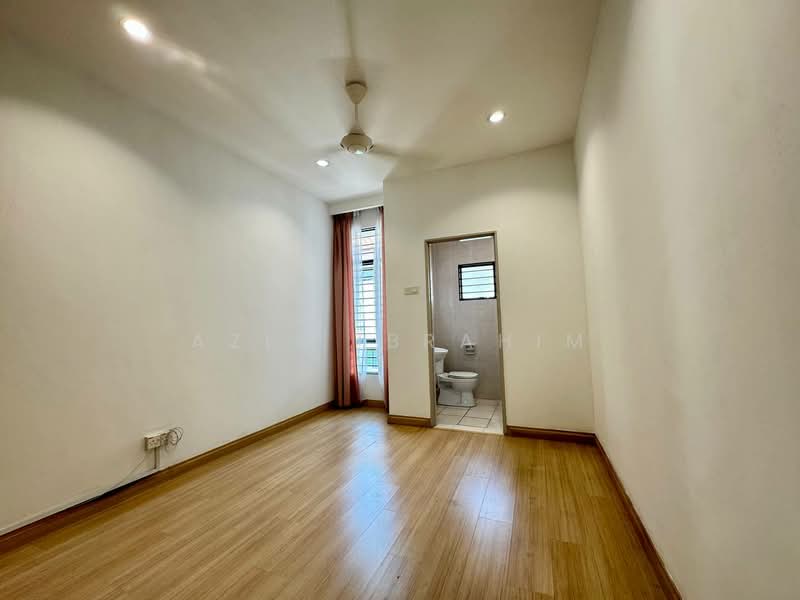 2-storey Terraced House for Sale in Alam Sari (Bangi) - Azli Ibrahim - Interior - PropertyGuru.com.my