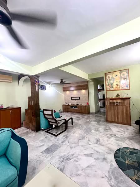 Rumah Teres 2-Tingkat untuk Dijual di Bandar Kinrara Seksyen 1 (Bandar Kinrara) - Mohd Nor Fahmi - Living Room - PropertyGuru.com.my