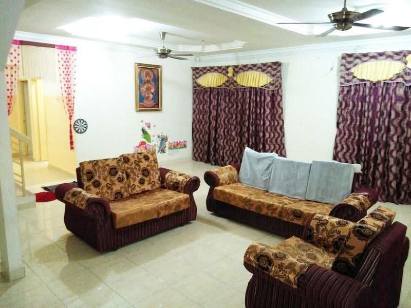 Rumah Berkembar untuk Dijual di Bandar Puteri Jaya (Sungai Petani) - Hasrul Rosli - Living Room - PropertyGuru.com.my