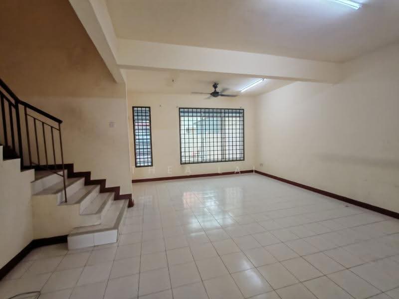2-storey Terraced House for Rent in Bandar Putra Kulai (Kulai) - Thea Lai - PropertyGuru.com.my
