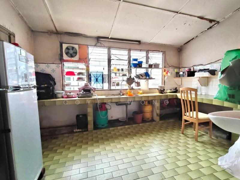 Rumah Teres 1-Tingkat untuk Dijual di Kepong Baru (Kepong) - Coyee Wong - Kitchen - PropertyGuru.com.my