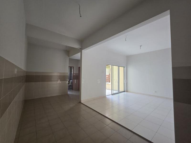 Rumah Teres 2-Tingkat untuk Dijual di Denai Alam (Shah Alam) - Aziz Saad - Living Room - PropertyGuru.com.my