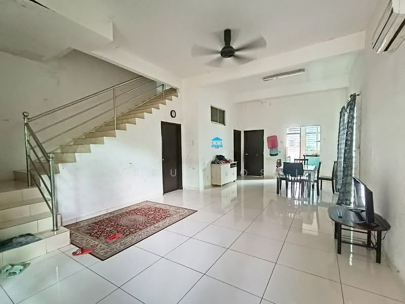 2-storey Terraced House for Sale in Bandar Mutiara (Sungai Petani) - Hasrul Rosli - Living Room - PropertyGuru.com.my