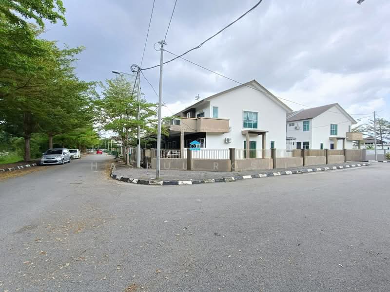 2-storey Terraced House for Sale in Bandar Mutiara (Sungai Petani) - Hasrul Rosli - Exterior - PropertyGuru.com.my