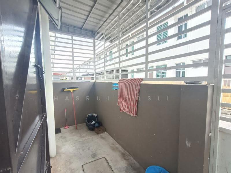 2-storey Terraced House for Sale in Bandar Mutiara (Sungai Petani) - Hasrul Rosli - Balcony - PropertyGuru.com.my