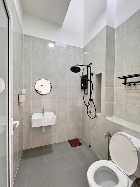 2-storey Terraced House for Sale in Puncak Alam (Selangor) - Mizan Ramlan - Bathroom - PropertyGuru.com.my