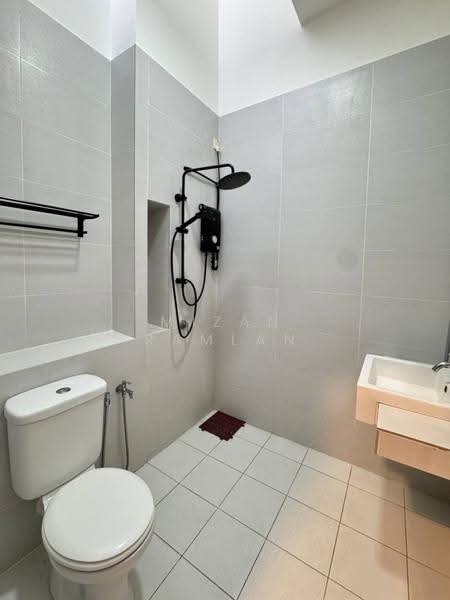 2-storey Terraced House for Sale in Puncak Alam (Selangor) - Mizan Ramlan - Bathroom - PropertyGuru.com.my