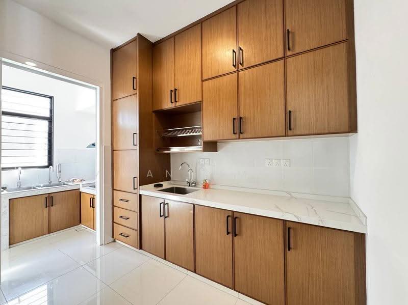 2-storey Terraced House for Sale in Puncak Alam (Selangor) - Mizan Ramlan - Kitchen - PropertyGuru.com.my