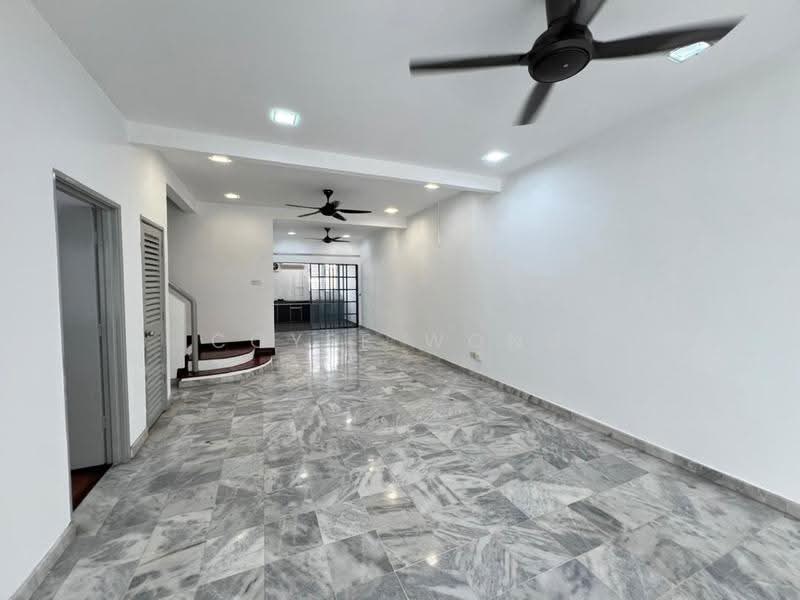 Rumah Teres 2.5-Tingkat untuk Dijual di Bandar Sri Damansara (Selangor) - Coyee Wong - Living Room - PropertyGuru.com.my