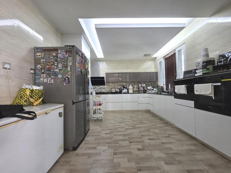 Bungalow House untuk Dijual di Taman Hulu Langat Jaya (Cheras) - Ken Lew - Kitchen - PropertyGuru.com.my