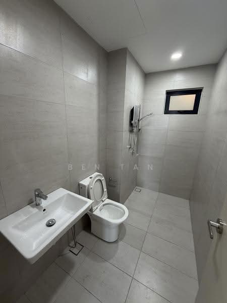 Kediaman Servis untuk Disewa di Residensi Ava @ Kiara Bay - Ben Tan - Bathroom - PropertyGuru.com.my