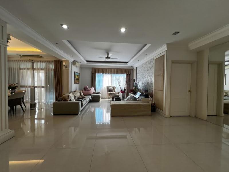 Kondominium untuk Dijual di Bayu Angkasa - Kevin Tan - Living Room - PropertyGuru.com.my