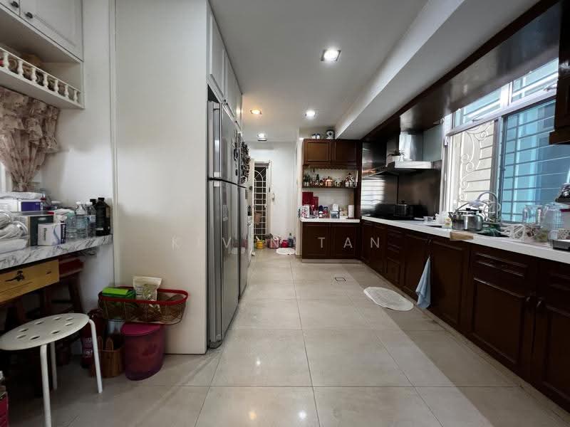 Kondominium untuk Dijual di Bayu Angkasa - Kevin Tan - Kitchen - PropertyGuru.com.my