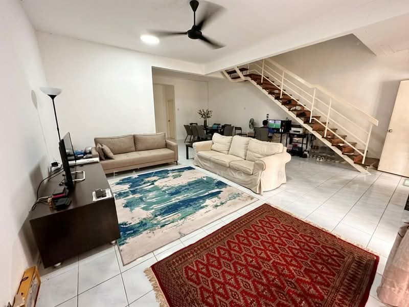 2-storey Terraced House for Sale in Ampang (Selangor) - Fazie Noor - Living Room - PropertyGuru.com.my