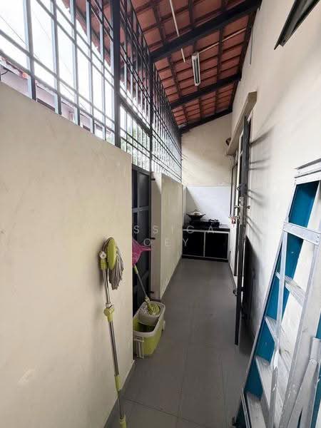 Terraced House for Sale in Bandar Dato Onn (Tebrau) - Jessica Boey - Corridor - PropertyGuru.com.my