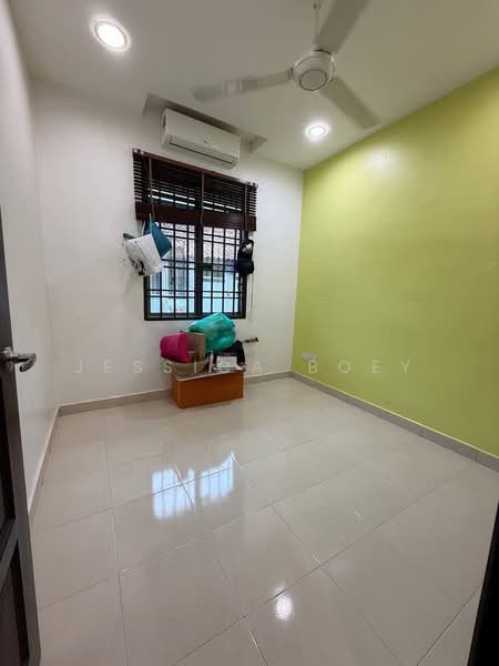 Terraced House for Sale in Bandar Dato Onn (Tebrau) - Jessica Boey - Bedroom - PropertyGuru.com.my