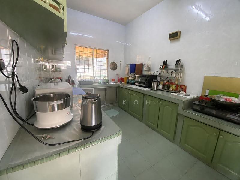 Bungalow House untuk Dijual di Taman Paramount (Petaling Jaya) - Wil Koh - Kitchen - PropertyGuru.com.my