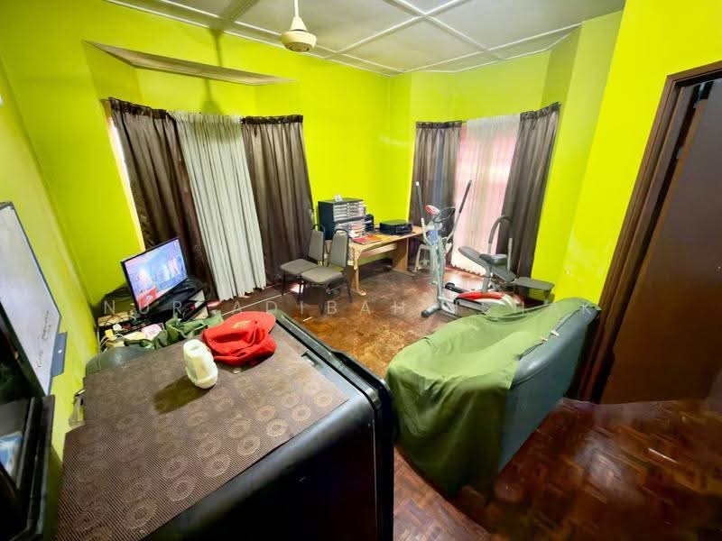 Rumah Teres 2-Tingkat untuk Dijual di Seksyen 1 Bandar Baru Bangi (Bandar Baru Bangi) - Nur Adibah Ishak - PropertyGuru.com.my
