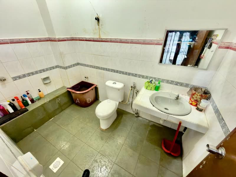 Rumah Teres 2-Tingkat untuk Dijual di Seksyen 1 Bandar Baru Bangi (Bandar Baru Bangi) - Nur Adibah Ishak - PropertyGuru.com.my