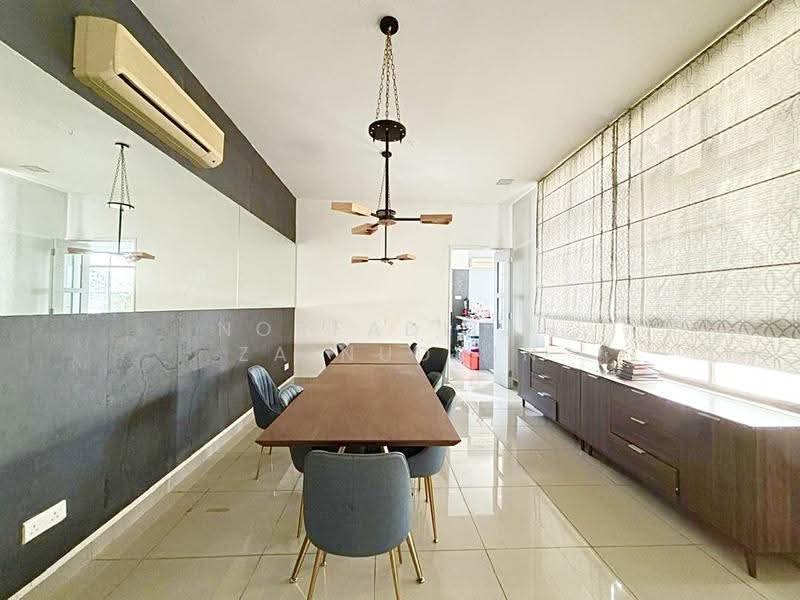 Semi-Detached House for Sale in Ampang Jaya (Ampang) - NORFADILAH ZAINUDDIN - Dining Room - PropertyGuru.com.my