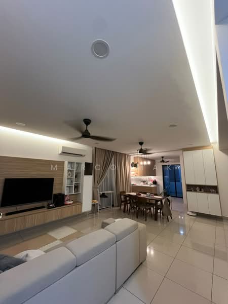 Rumah Teres 2-Tingkat untuk Dijual di Bandar Bukit Raja (Klang) - Marco Mak - Living Room - PropertyGuru.com.my