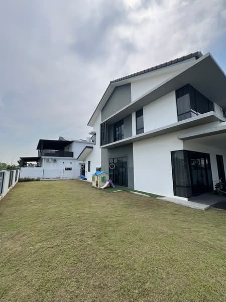 Rumah Teres 2-Tingkat untuk Dijual di Bandar Bukit Raja (Klang) - Marco Mak - Exterior - PropertyGuru.com.my