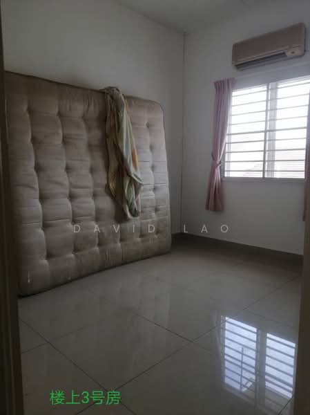 Rumah Teres 2-Tingkat untuk Disewa di Seri Kembangan (Selangor) - David Lao - Bedroom - PropertyGuru.com.my