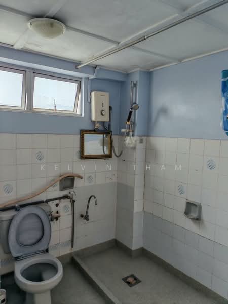Kondominium untuk Disewa di Kyoto Gardens Condominiums - Kelvin Tham - Bathroom - PropertyGuru.com.my