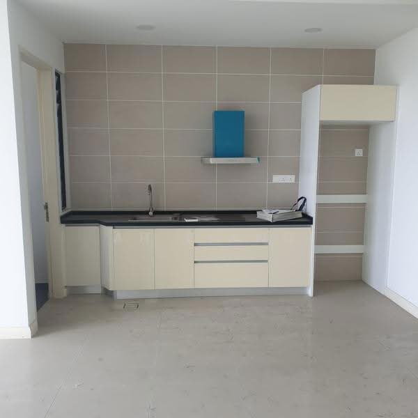 Service Residence for Sale at D'Pristine - Ah Liang - Kitchen - PropertyGuru.com.my