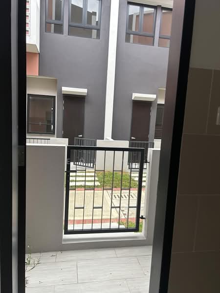 Rumah Teres untuk Dijual di Elmina (Shah Alam) - Edwin . - Exterior - PropertyGuru.com.my