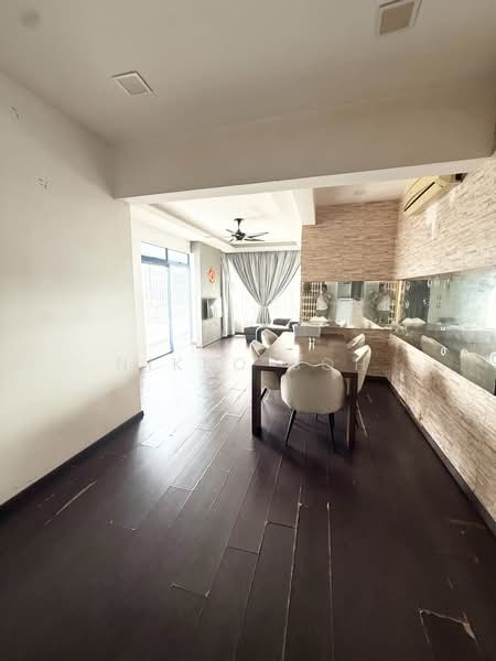 Pangsapuri untuk Dijual di Aster Court - Nikko Soh - Dining Room - PropertyGuru.com.my