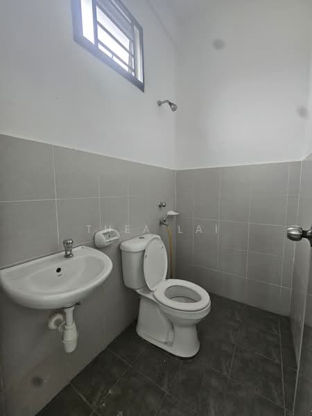 3-storey Terraced House for Rent in Taman Scientex Utama (Senai) - Thea Lai - PropertyGuru.com.my