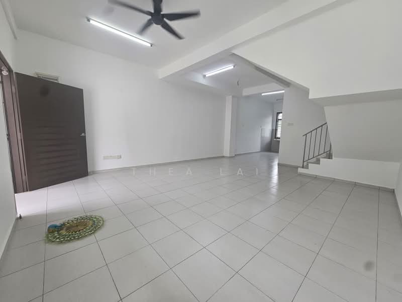 3-storey Terraced House for Rent in Taman Scientex Utama (Senai) - Thea Lai - PropertyGuru.com.my