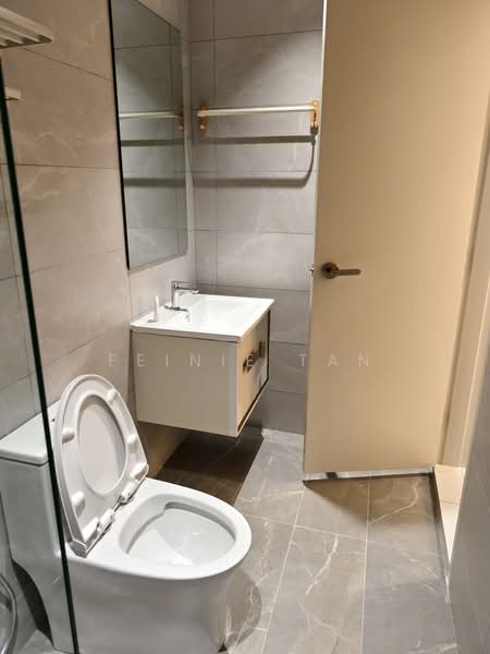 Kediaman Servis untuk Disewa di Majestic Residence - Feinie Tan - Bathroom - PropertyGuru.com.my