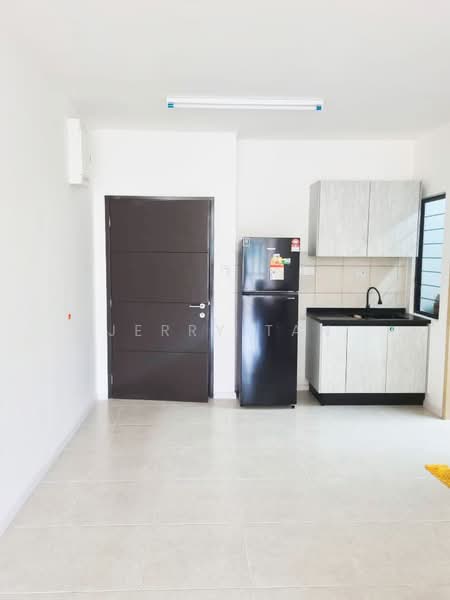 Condominium for Rent at Granito - Jerry Tan - Kitchen - PropertyGuru.com.my