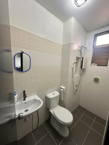 Rumah Teres 2-Tingkat untuk Dijual di Taman Dato Onn (Johor Bahru) - SJ CHAN - Bathroom - PropertyGuru.com.my