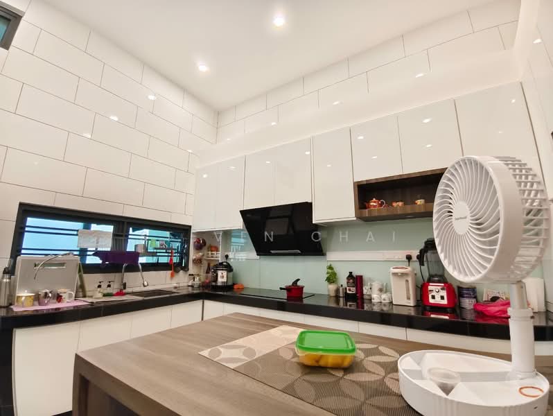 2.5-storey Terraced House for Sale in Ujong Pasir (Melaka) - Steven Chai - Kitchen - PropertyGuru.com.my