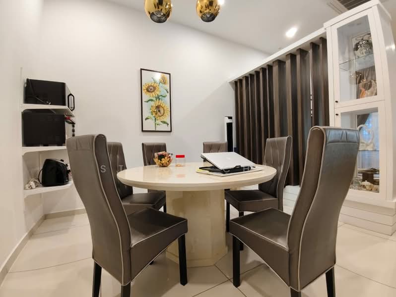 2.5-storey Terraced House for Sale in Ujong Pasir (Melaka) - Steven Chai - Dining Room - PropertyGuru.com.my