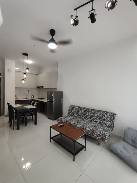 Condominium for Rent at Bay Point @ Country Garden Danga Bay - Jensen Goh - Living Room - PropertyGuru.com.my