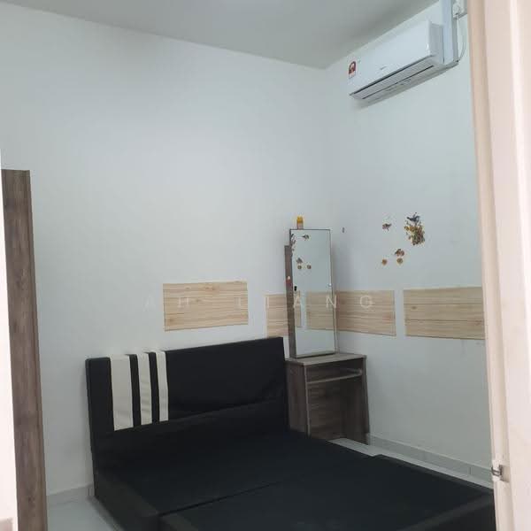 Rumah Teres untuk Dijual di Kangkar Pulai (Skudai) - Ah Liang - Bedroom - PropertyGuru.com.my