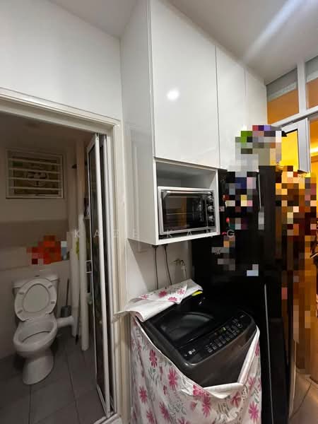 Pangsapuri untuk Dijual di Skyridge Apartment - Kaze Kang - Bathroom - PropertyGuru.com.my